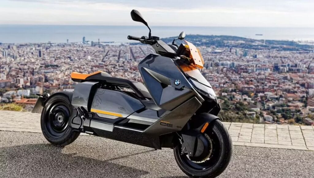 BMW CE 04