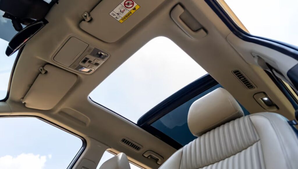 Kia Carens Clavis Panoramic Sunroof
